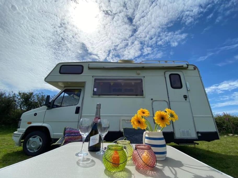 Lily Cosy Campervan With Sea Views & Amazing Sunrises St Ives Εξωτερικό φωτογραφία